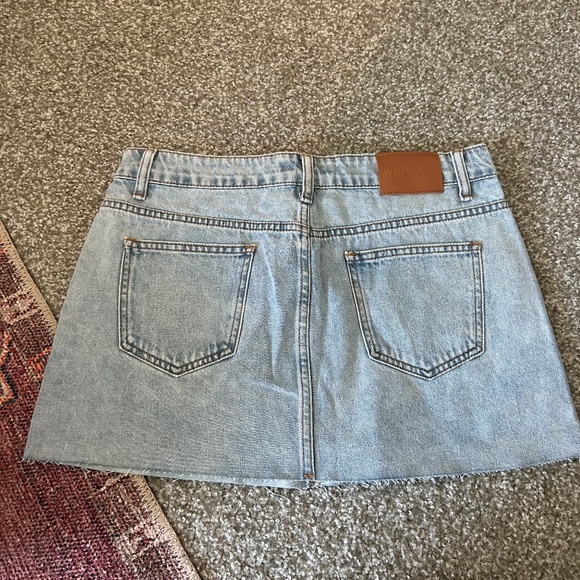 NWT White Fox Bethany denim mini skirt - Picture 4 of 6